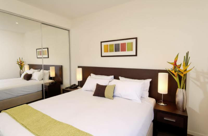 Aparthotel Punthill Essendon Melbourne Esterno foto